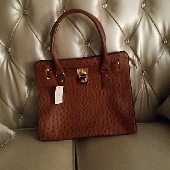 Purses - Picture 6 of 7